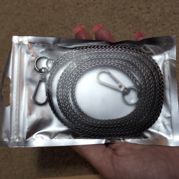 Keebos crossbody case for Galaxy S22 Ultra - Picture 4 of 4